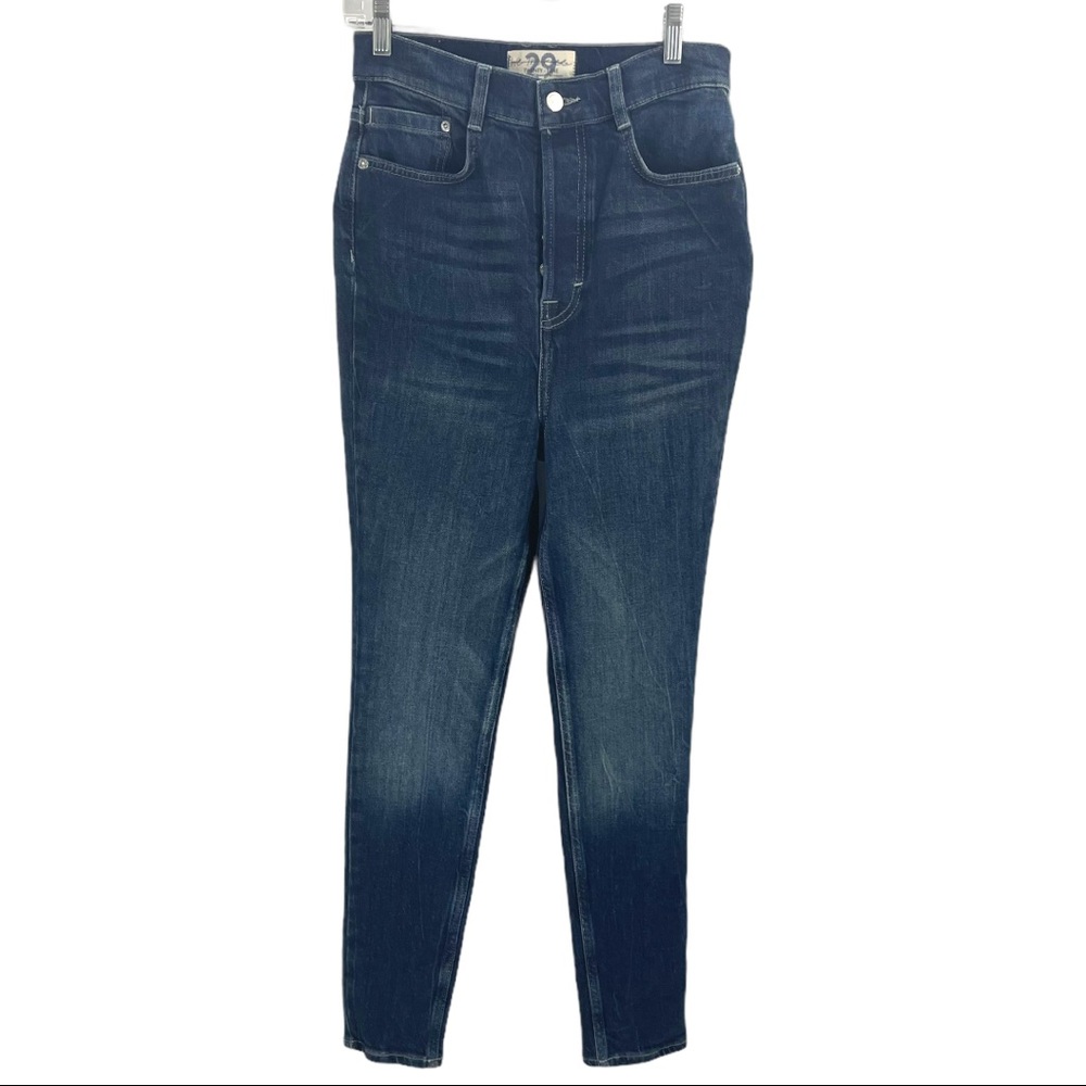 NWOT Free People High Waste Skinny Jeans 99% Cotton 1%Elastane.